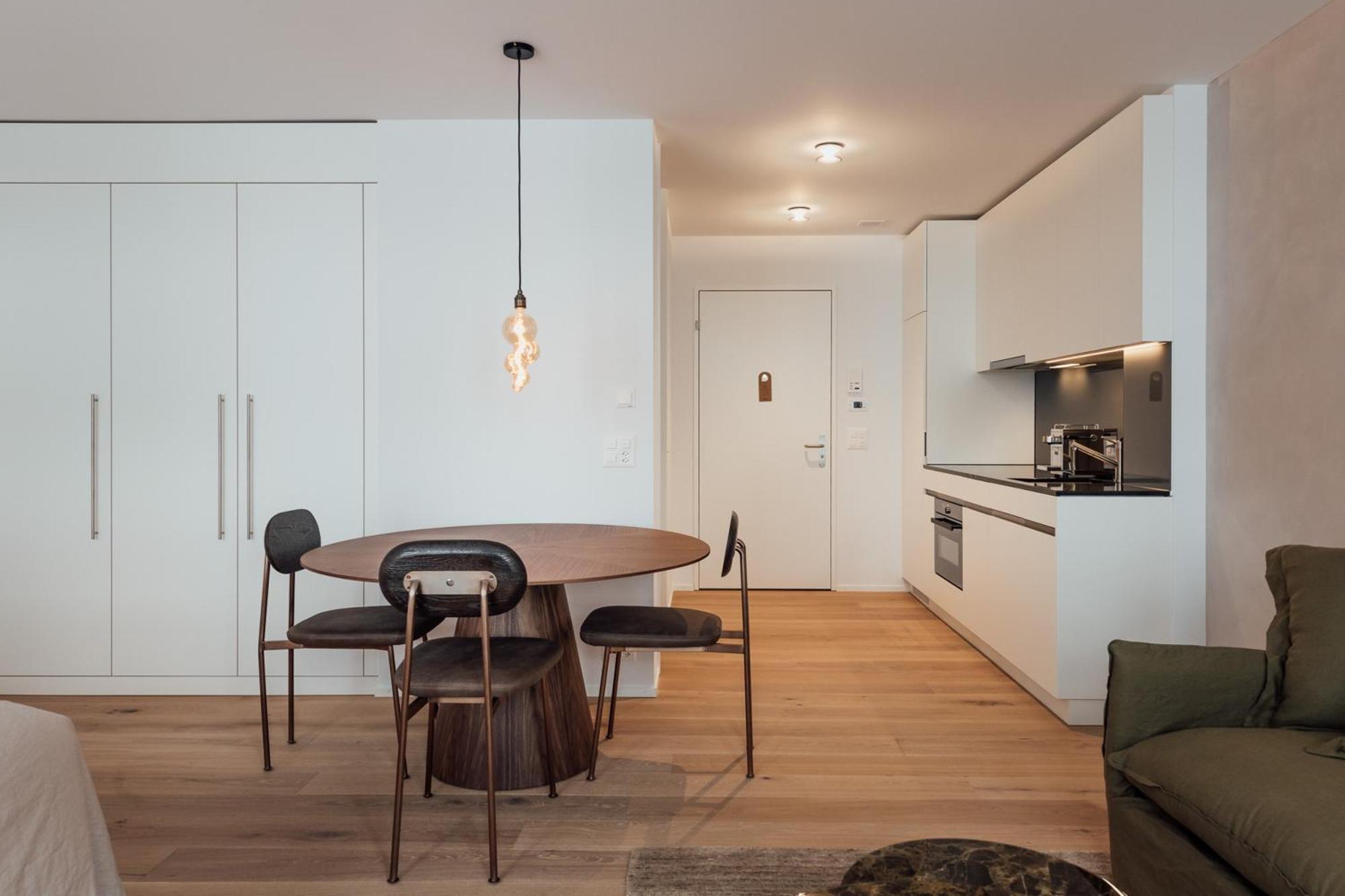 Gubelhof Suites Zug Kamer foto