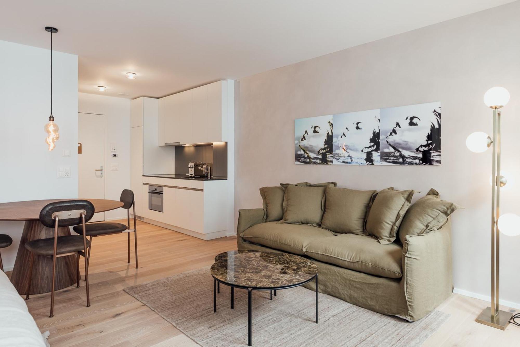 Gubelhof Suites Zug Kamer foto