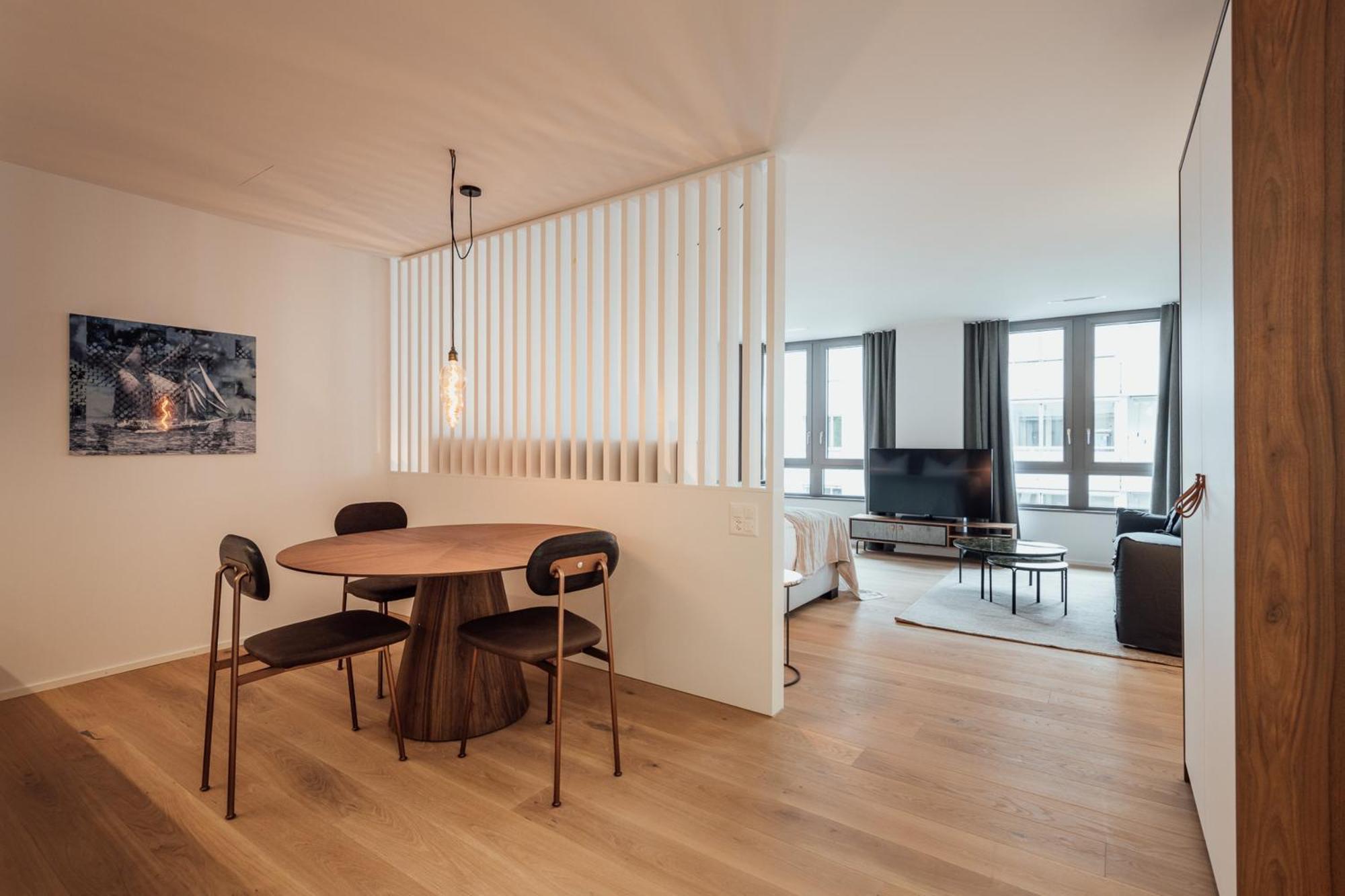 Gubelhof Suites Zug Kamer foto